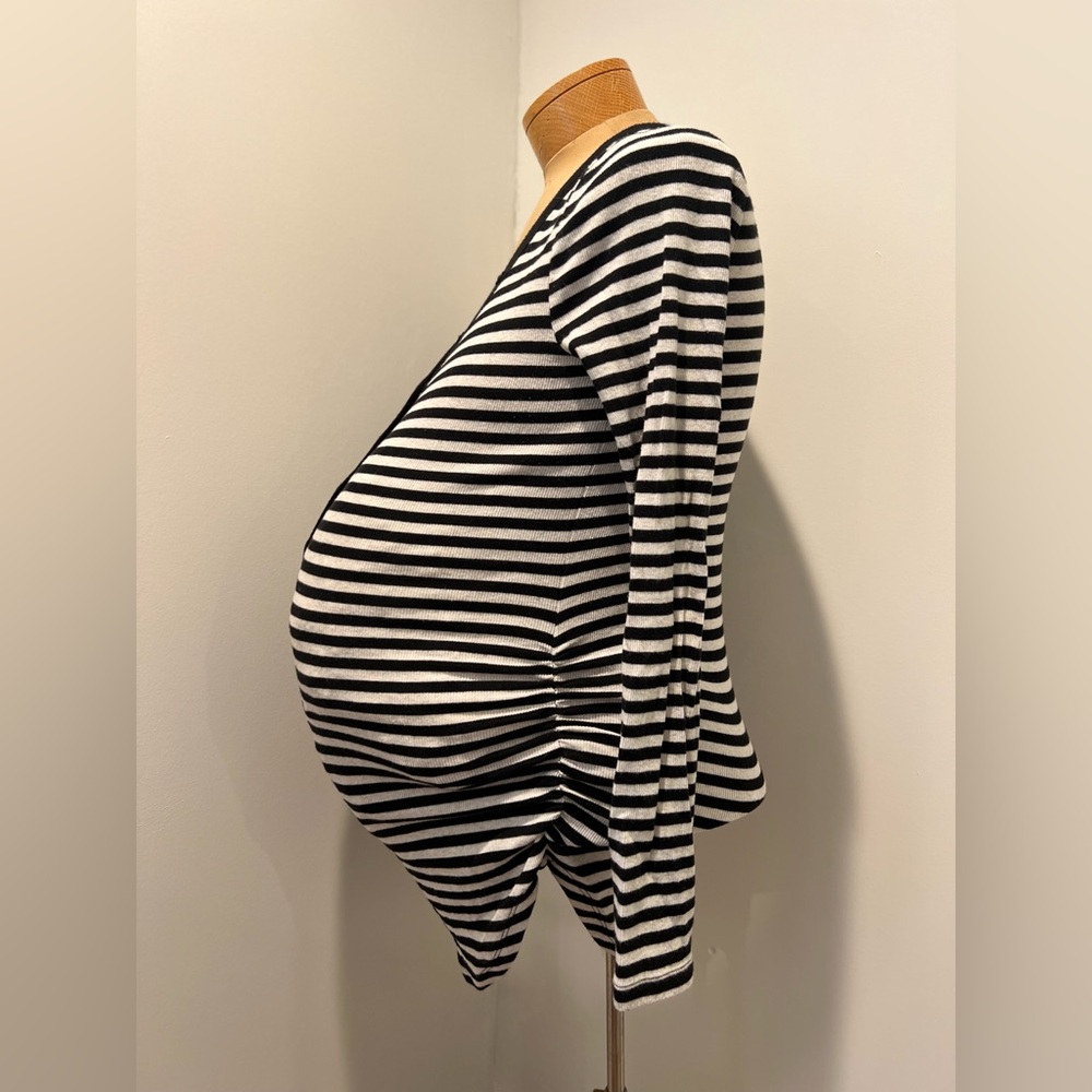 *3 Piece Maternity Bundle* Euc Gap Fall/Winter To… - image 2